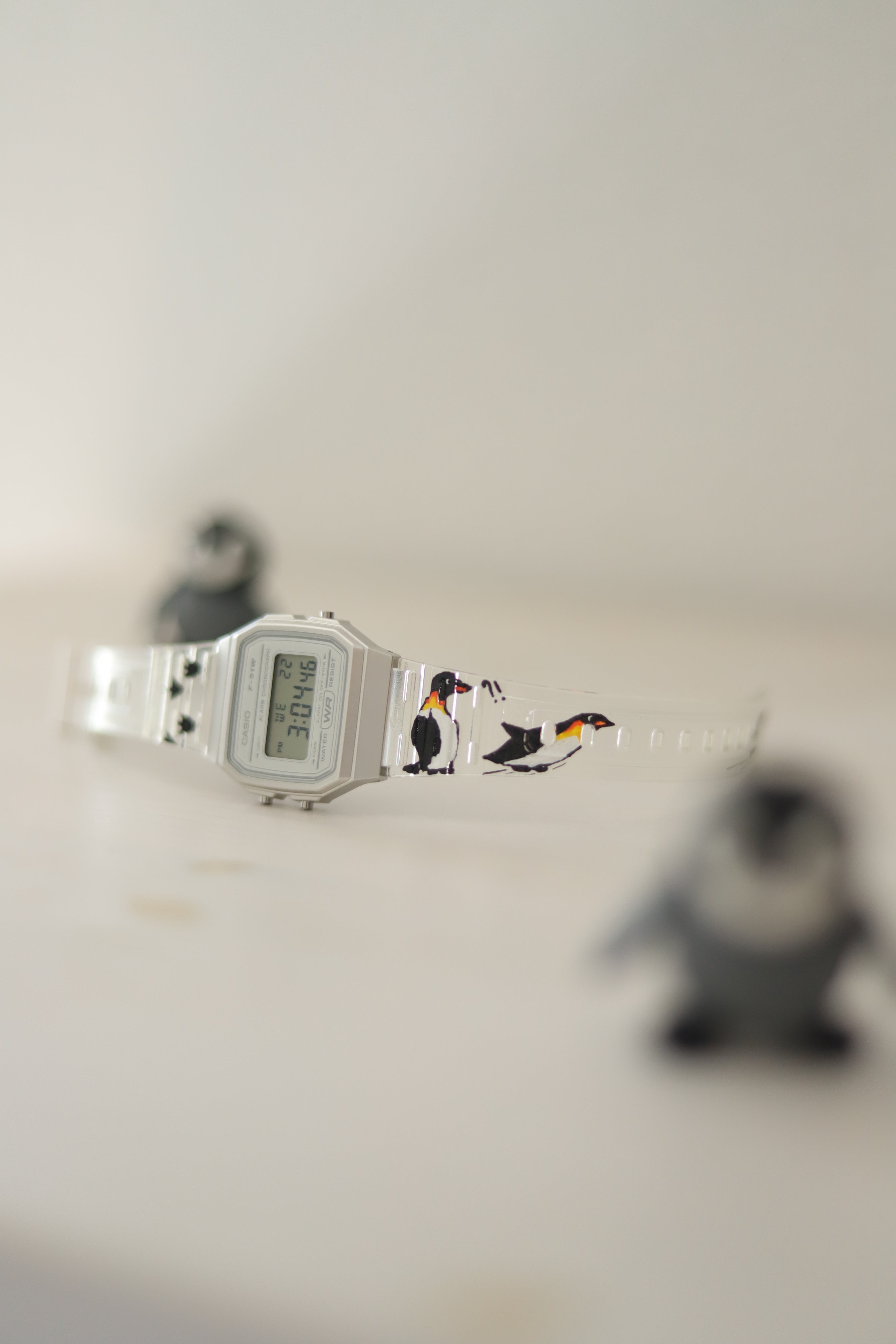 Casio F-91WS 'Pingouins' - Montre customisée à la main