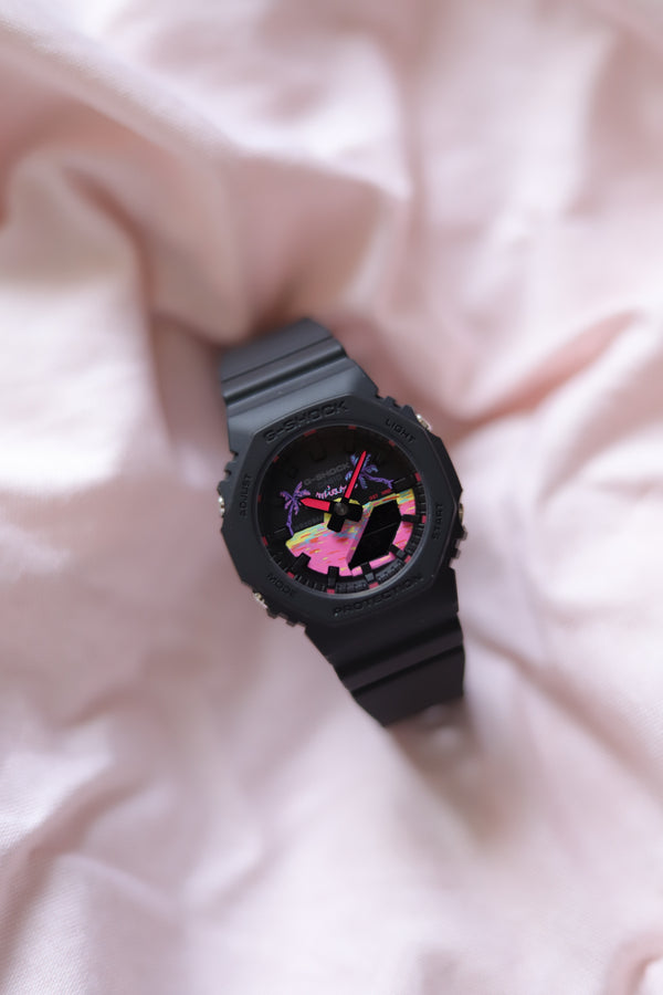 G-Shock unique 'Miami Vibe', peinte à la main par NoracTime 