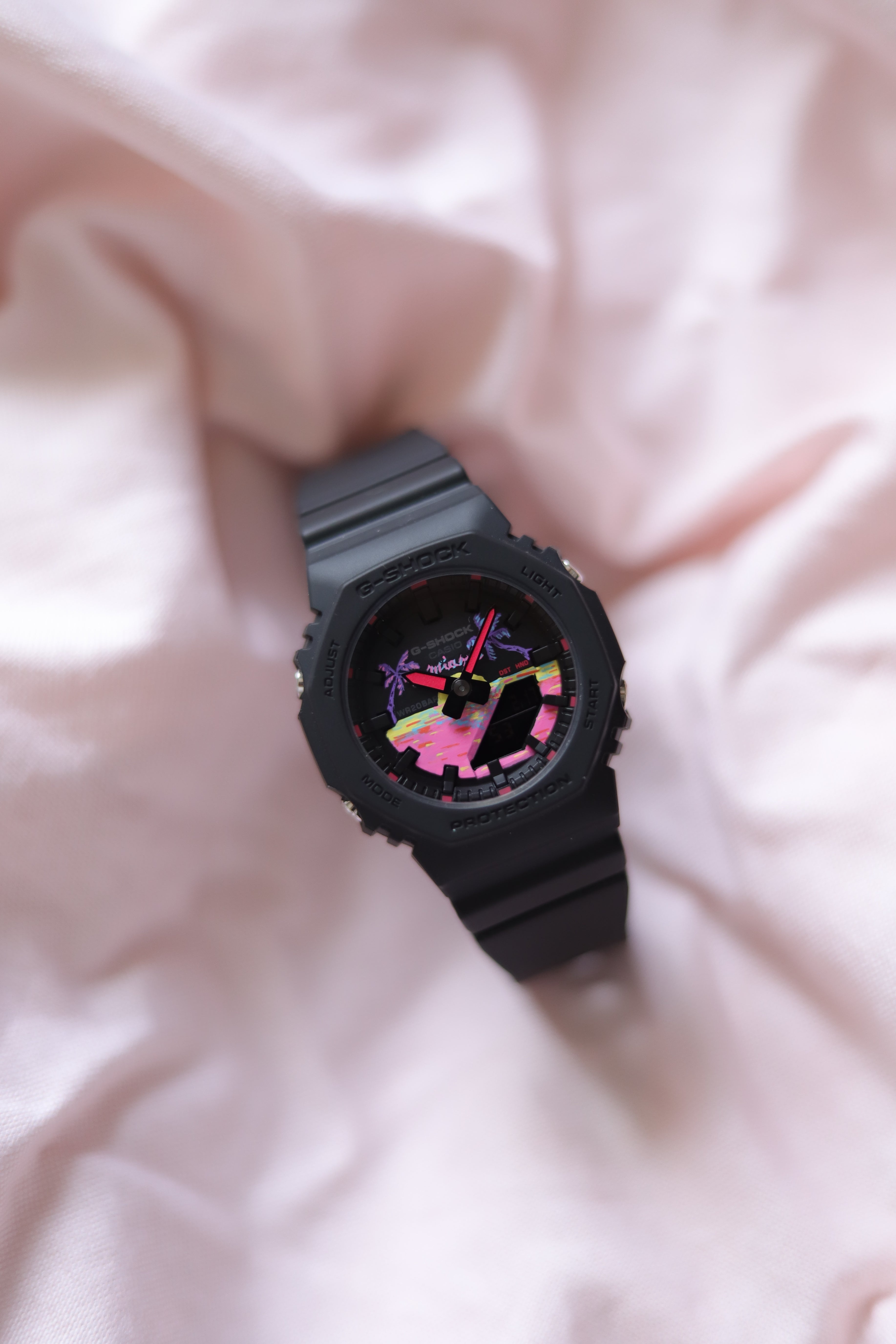 G-Shock - Miami vibe - Cadran peint à la main