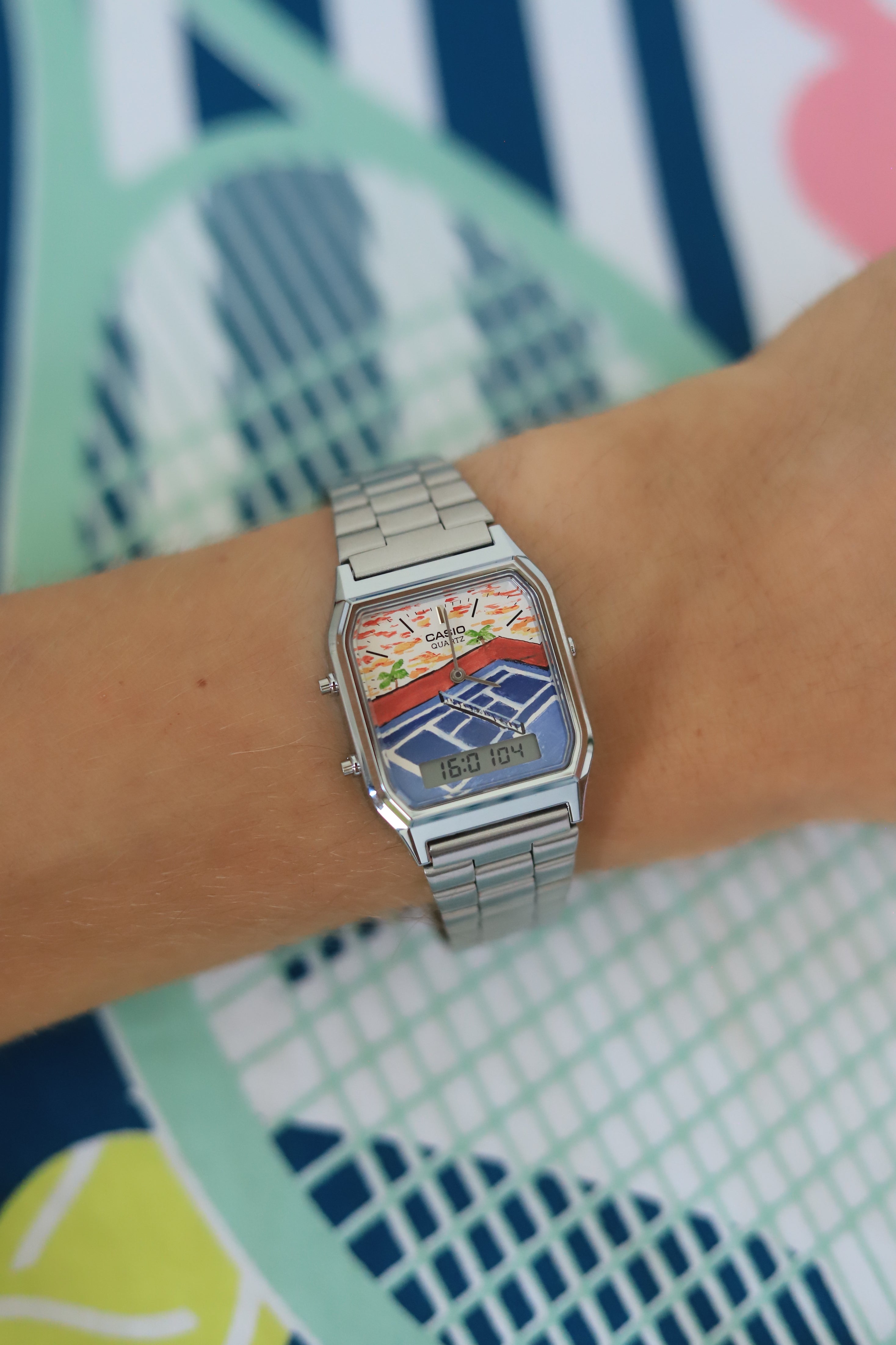 Casio 'Tennis court' Montre peinte à la main