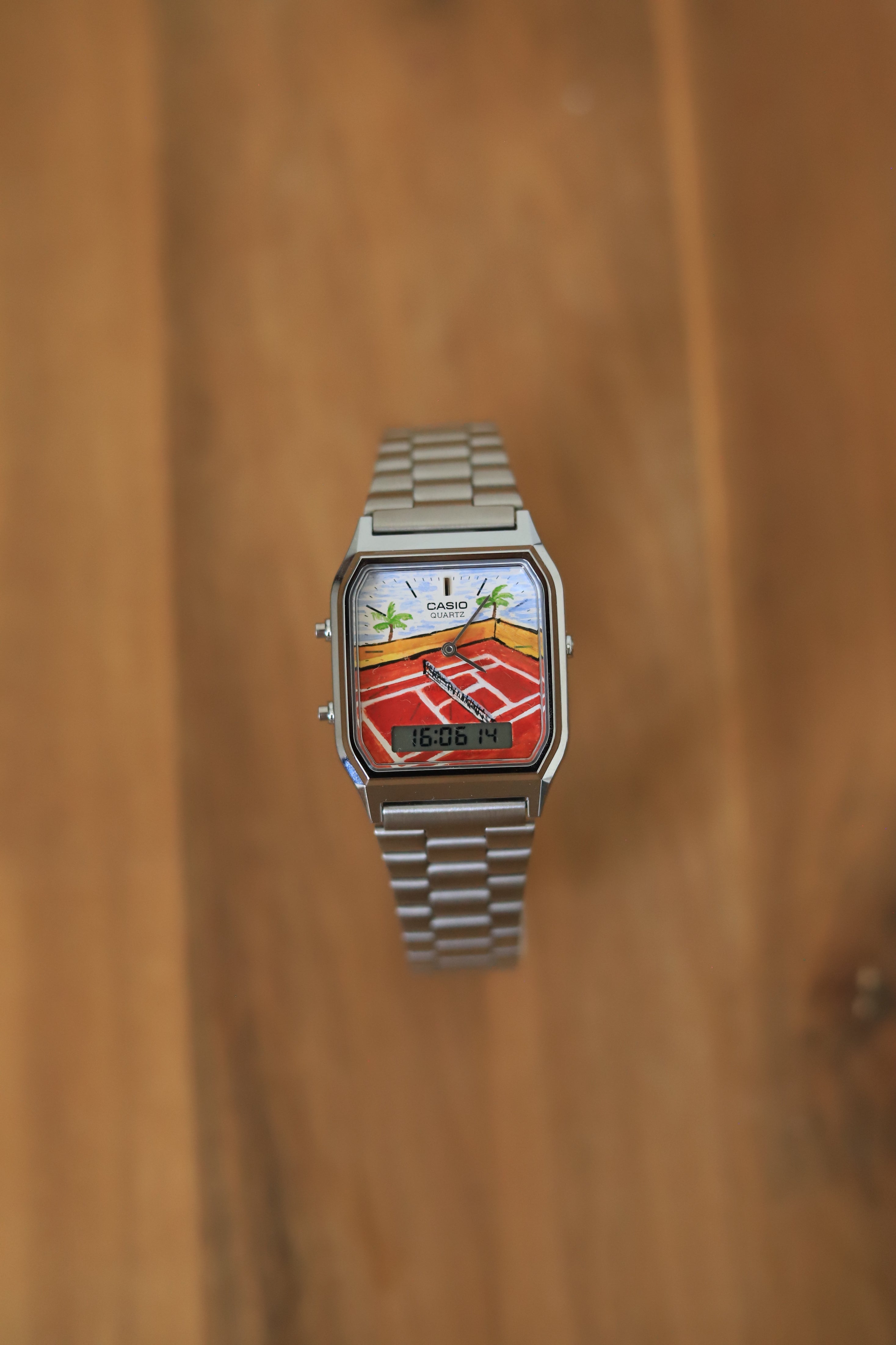 Casio 'Tennis court' Montre peinte à la main