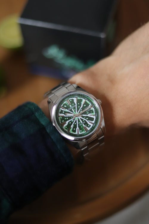 Casio 'Citron vert' - Montre peinte à la main